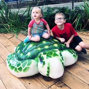 Meet your Posher, Brandi